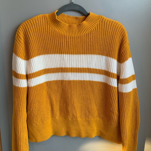 💝✨ Yellow knit cropped sweater ✨💝 - Picture 1 of 4